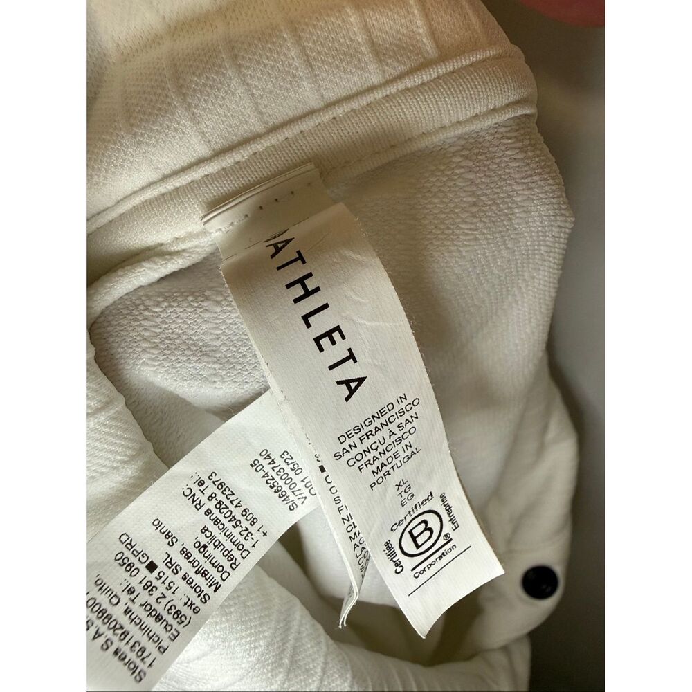 Athleta white ribbed long sleeve black snap top size extra large NWOT - Picture 8 of 11